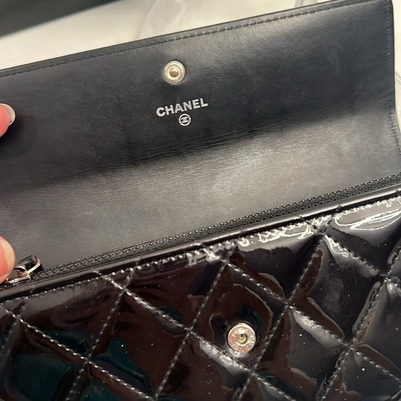 CHANEL BLACK PATENT LONG WALLET With authenticity card and Poshmark COA - Picture 6 of 11